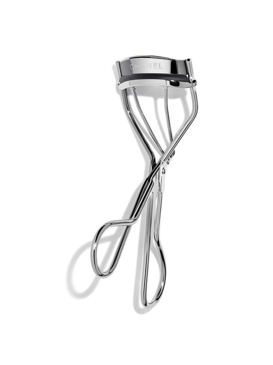 LE RECOURBE CILS DE CHANEL Eyelash Curler