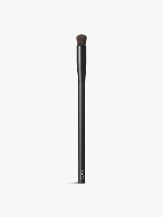 11 Soft Matte Complete Concealer Brush