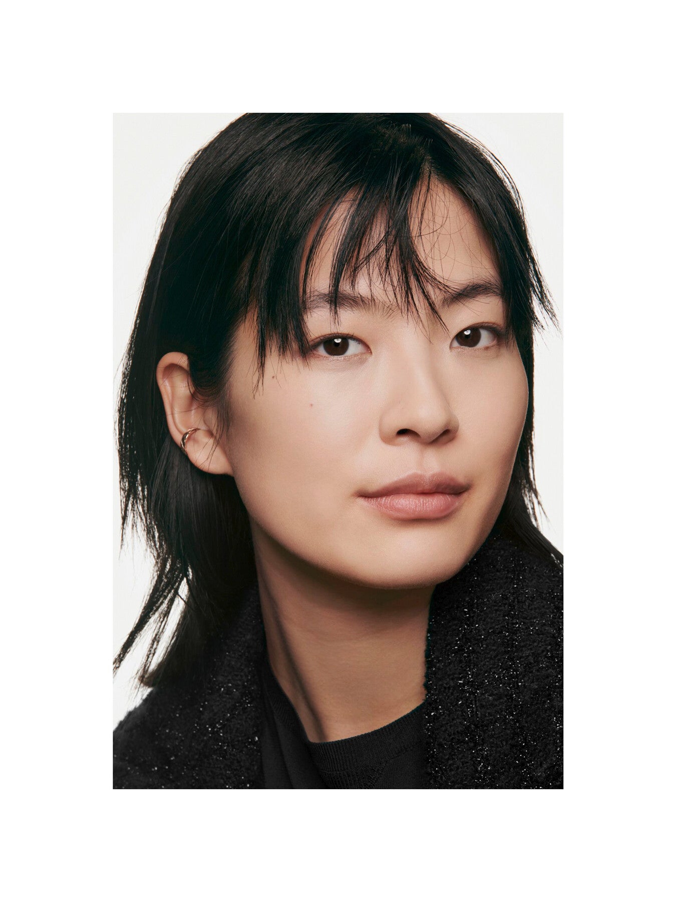 CHANEL ULTRA LE TEINT VELVET BLURRING SMOOTH-EFFECT FOUNDATION. VELVET MATTE FINISH.